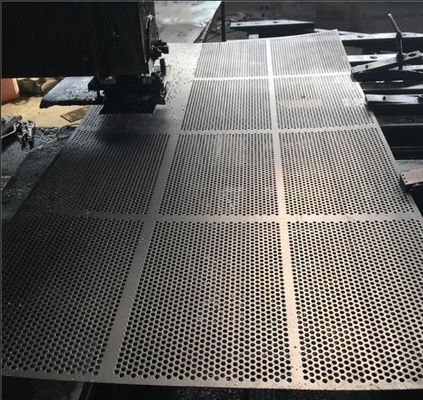 La placa de perforación de acero inoxidable 0.3m m SUS304L de ASTM AISI laminó el agujero redondo