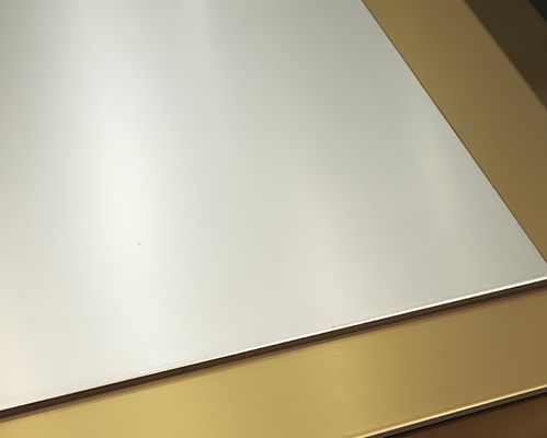 Hoja de aluminio 1000m m Al Mn Alloy Slit Edge de la placa del Al 3003
