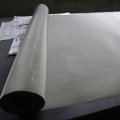 Malla de alambre prensada de acero inoxidable AISI del pollo SS410 de los Ss 300 micrones