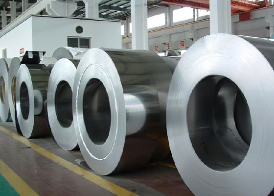 Las tiras de acero inoxidables de SUS304H 2.o arrollan la correa decorativa retirada a frío fina del metal del estruendo JIS de 2m m